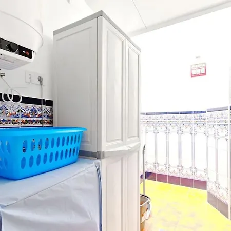 Gorgeous La Sal 100m شقة